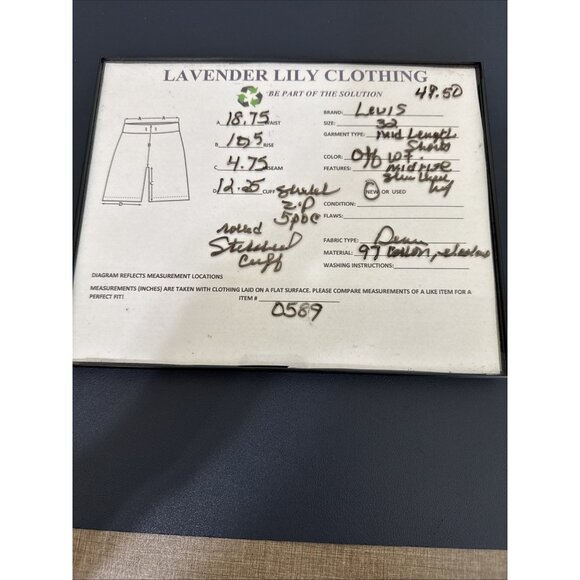 Levi’s Women's 33 Mid Length Midrise Denim Shorts Stretch Off White NWT - Picture 15 of 15